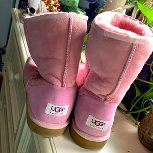 Ugg boots pink